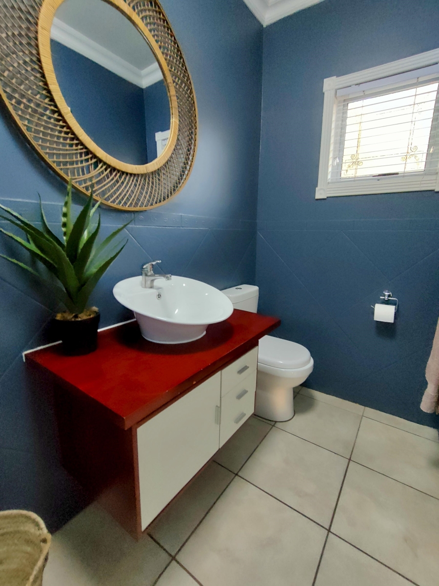 4 Bedroom Property for Sale in The Coves North West